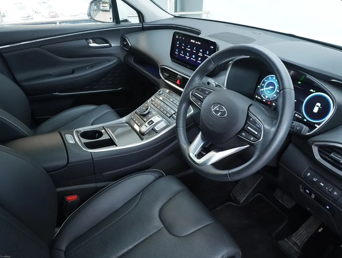 2024 Hyundai Santa Fe Ultimate PHEV - €3,355 VRT - Image 3