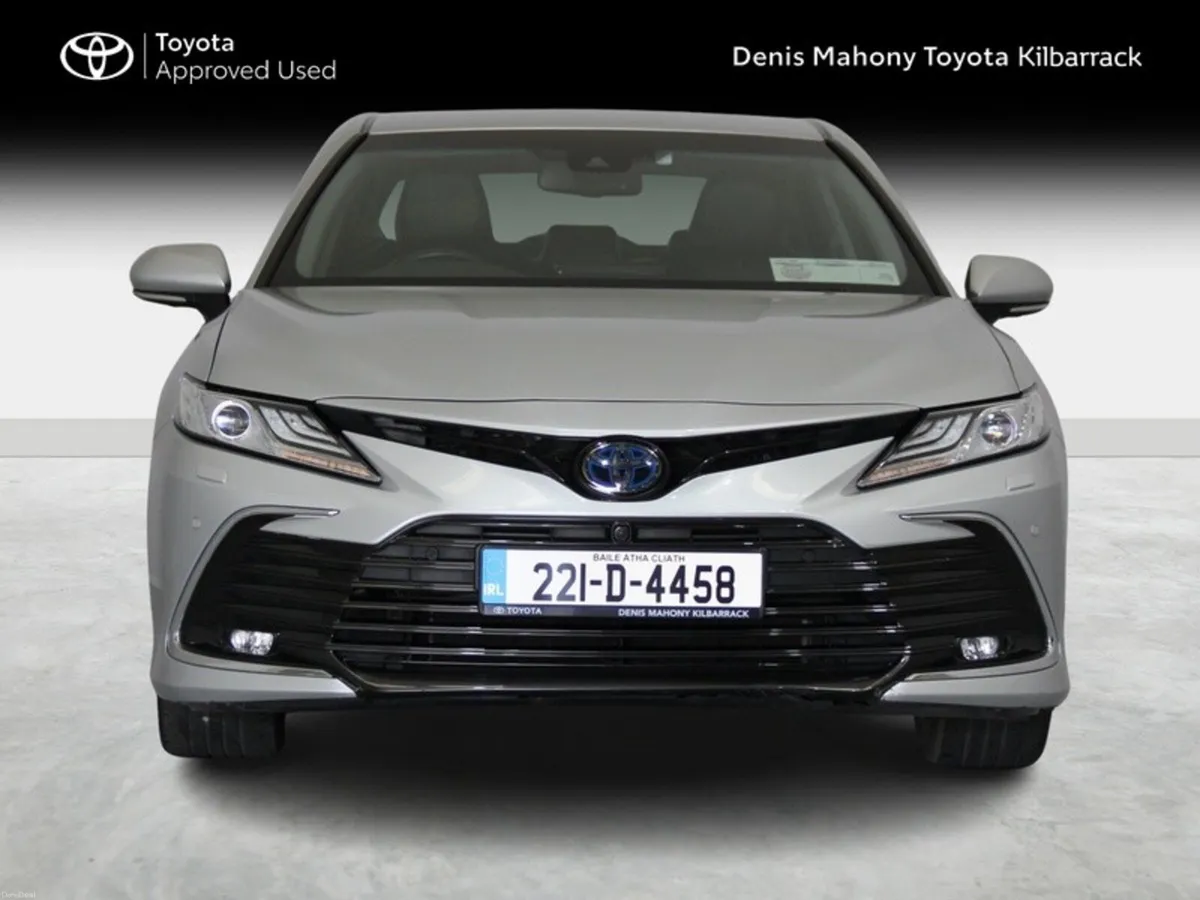 Toyota Camry PLATINUM EDITION - Image 5