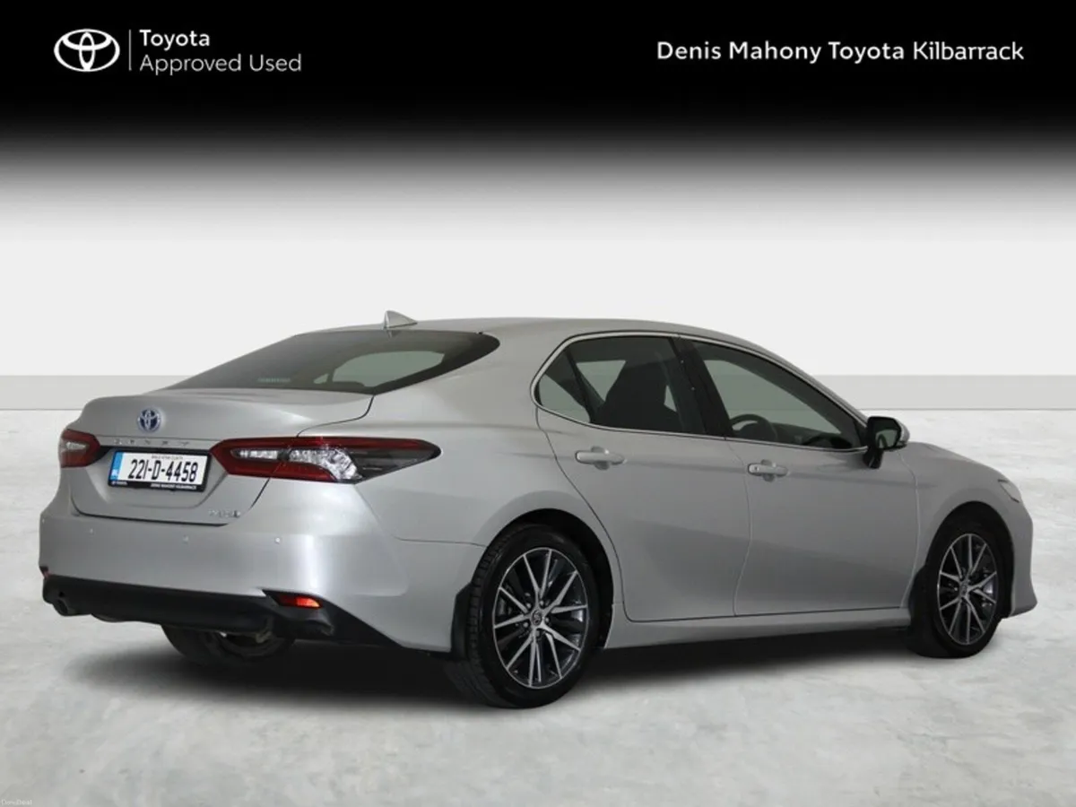 Toyota Camry PLATINUM EDITION - Image 2