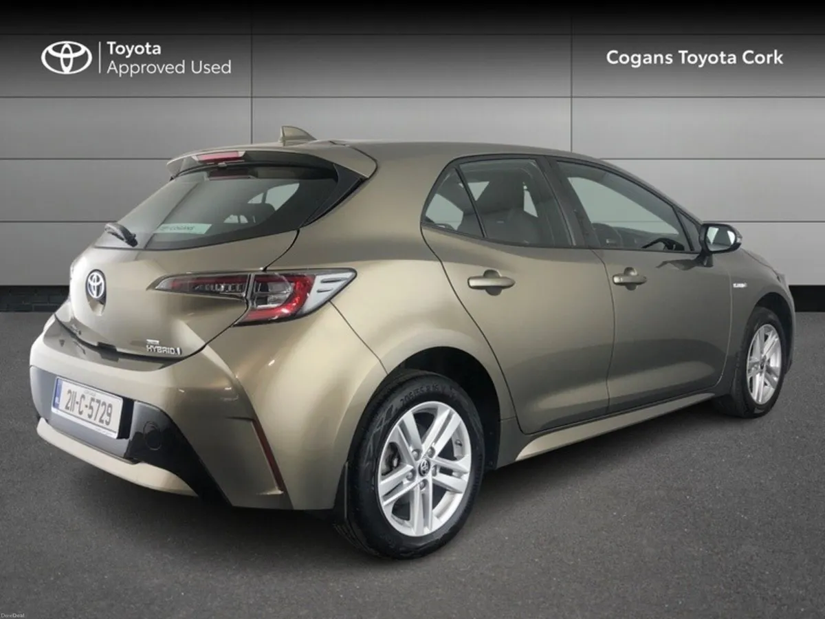 Toyota Corolla COROLLA HYBRID LUNA H/B - Image 2