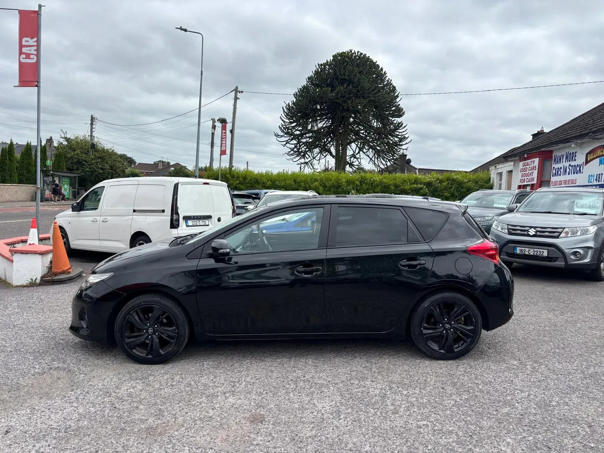Toyota Auris 2015  1.4  DIESEL  LOW  MILEAGE - Image 5