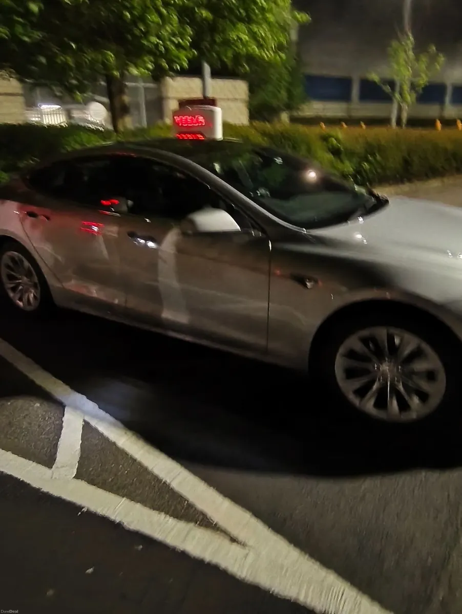 Tesla Model S 2018 - Image 3