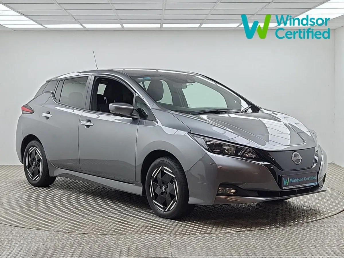 Nissan Leaf Leaf SV 40 kWh - Image 1