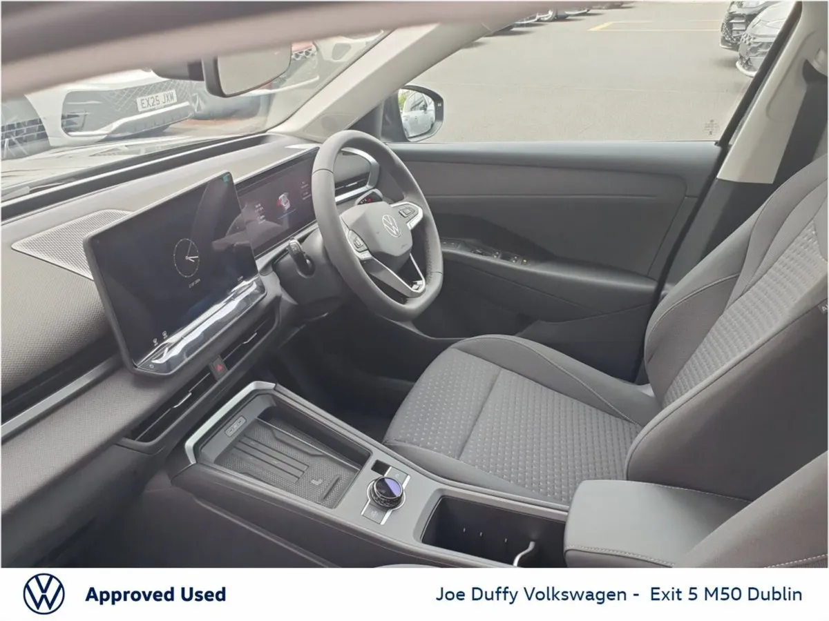 Volkswagen T-Roc LIFE 1.5TSI 116HP MHEV - Image 3