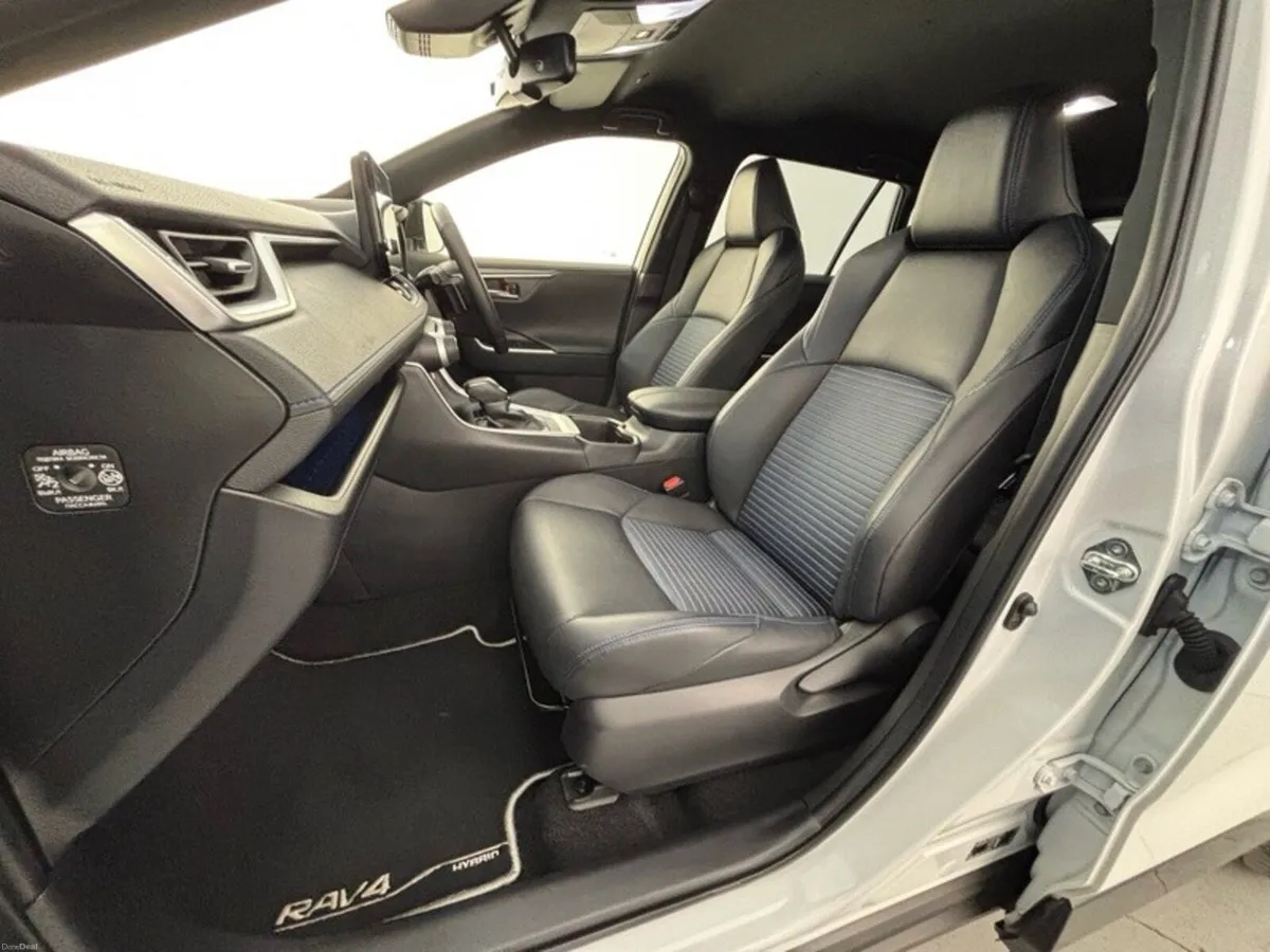 Toyota RAV4 HYBRID SPORT 4DR AUTO - Image 6