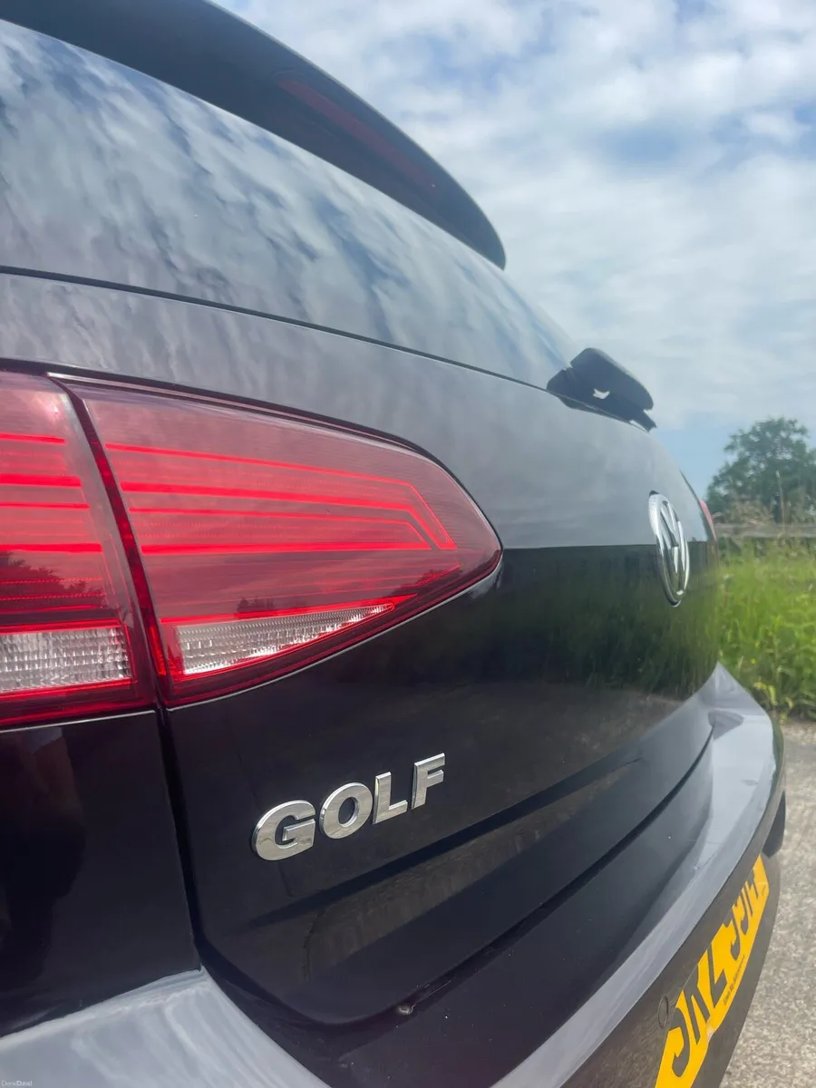 2020 Volkswagen Golf - Image 4