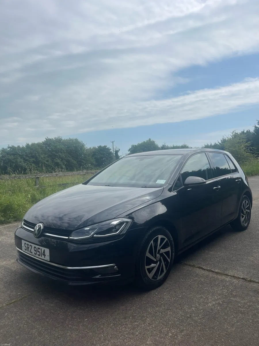 2020 Volkswagen Golf - Image 6