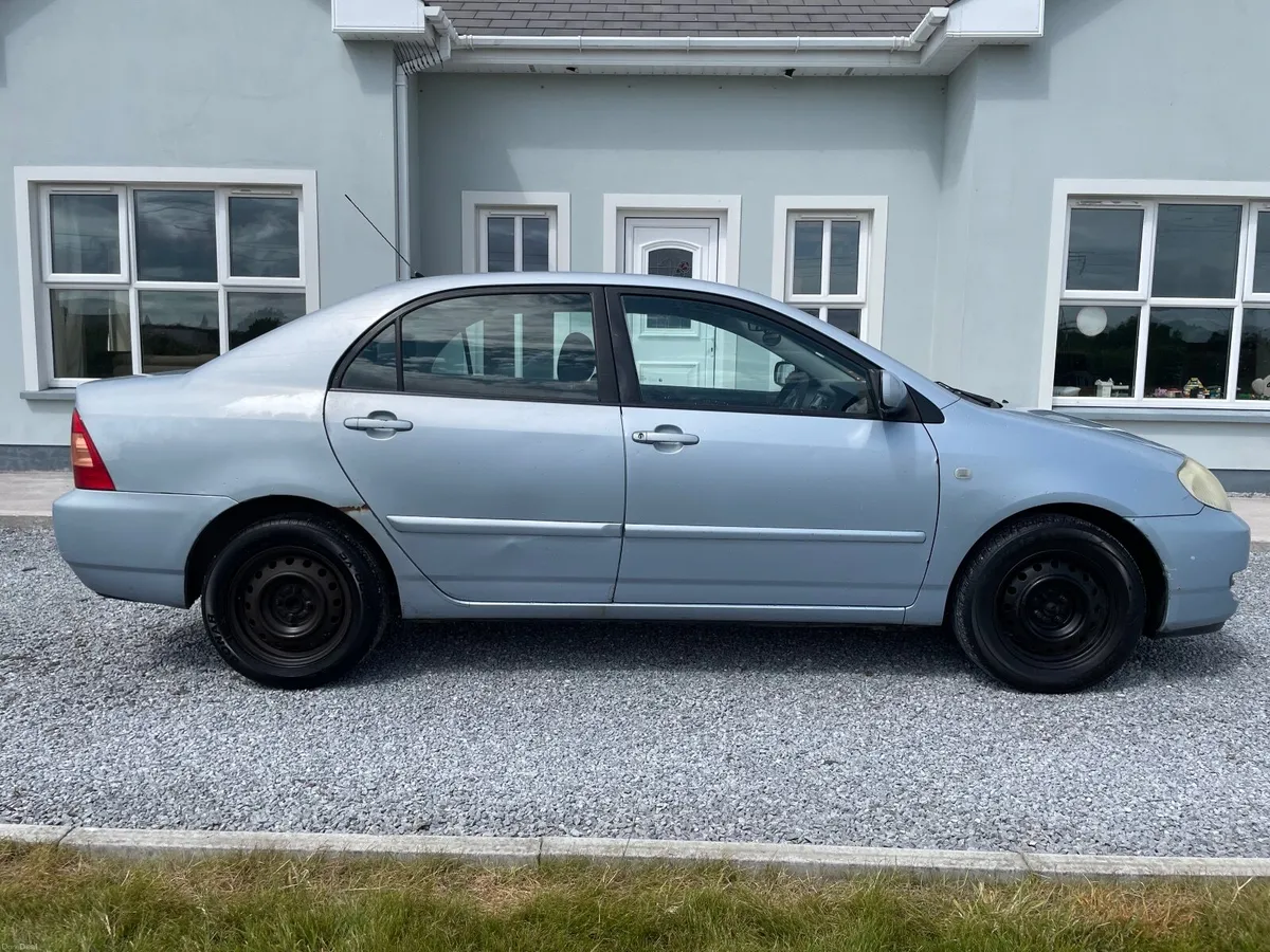Toyota Corolla 2005 Nct 09/26 - Image 2