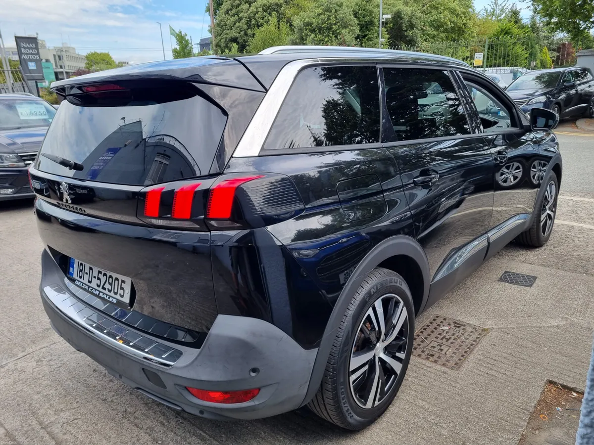 2018 PEUGEOT 5008 ALLURE 1.2 130BHP *7 SEATER* - Image 6