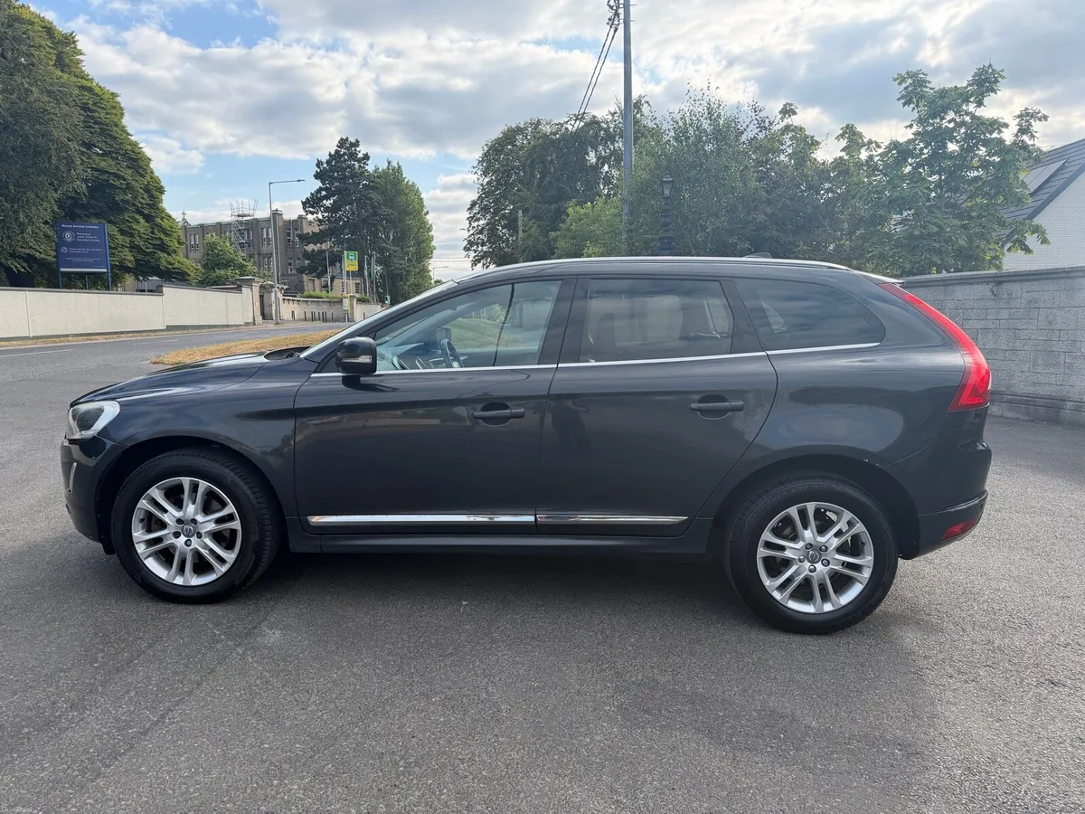 Volvo XC60 - Image 6