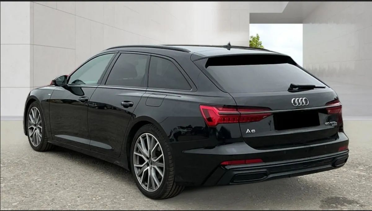 Audi A6 S LINE  50 TFSI E QUATTRO AVANT BLACK EDIT - Image 3