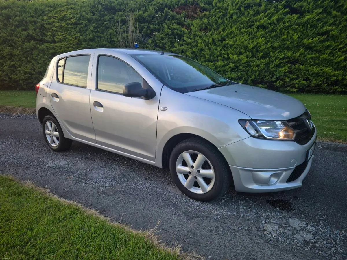 2016 Dacia sandero 1.2 petrol. 08/2028 Test - Image 2