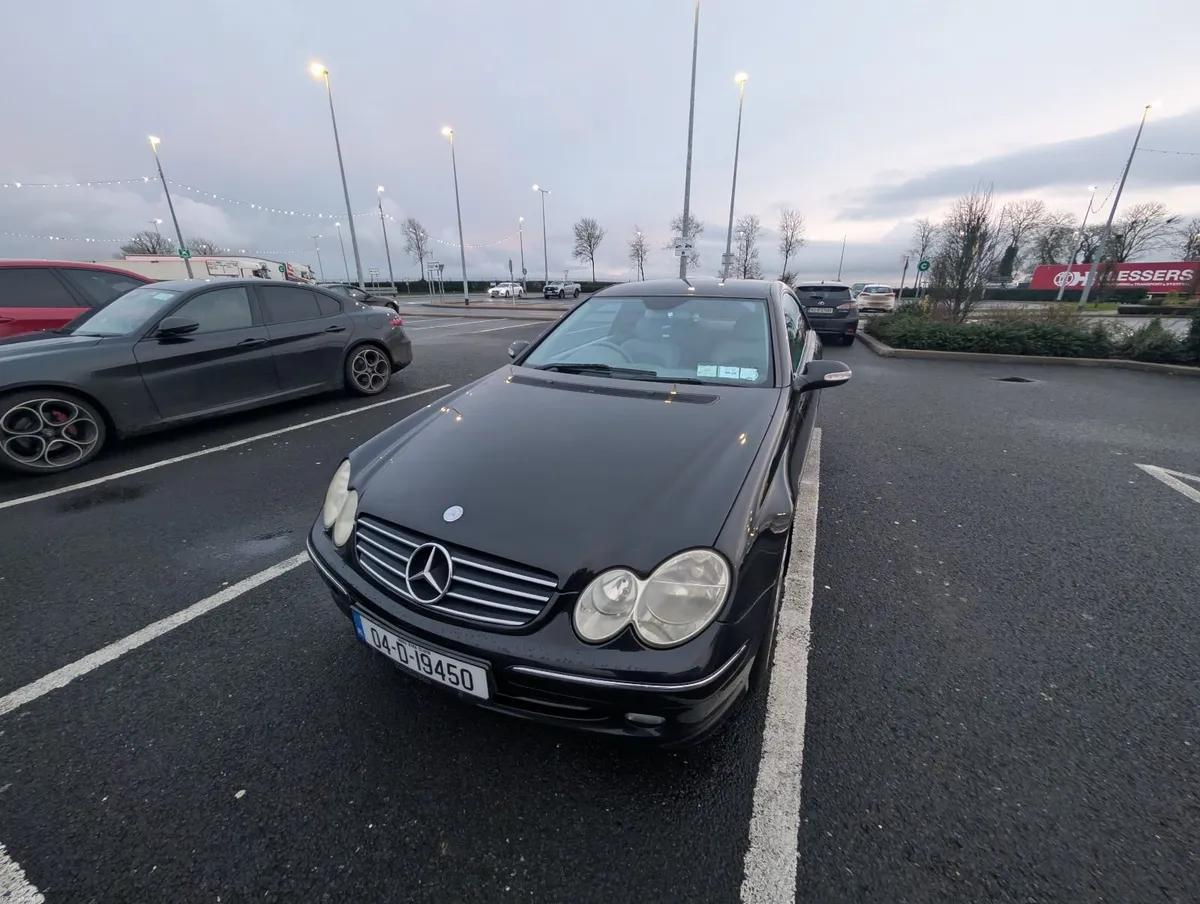 Mercedes-Benz CLK 2004 - Image 2