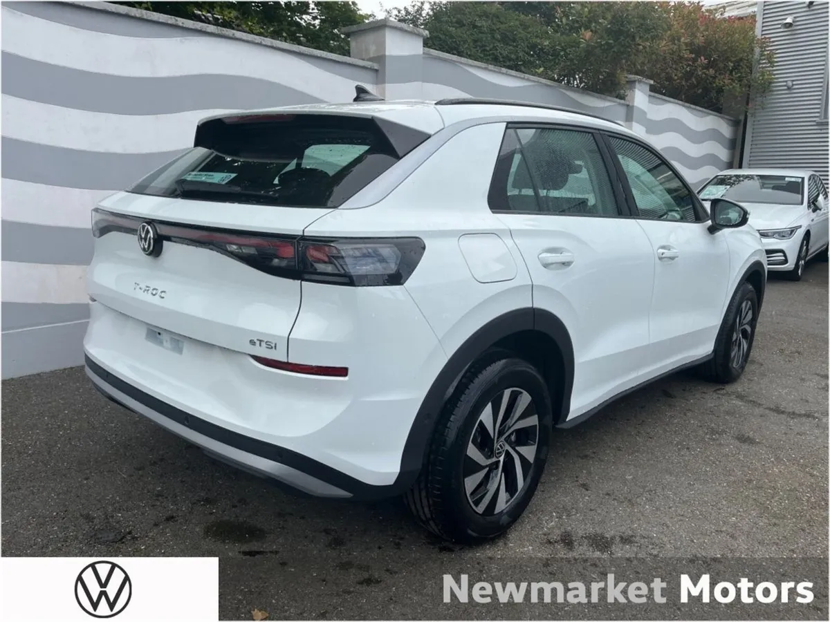 Volkswagen T-Roc LIFE PLUS 116BHP MHEV AUTOMATIC 1 - Image 4