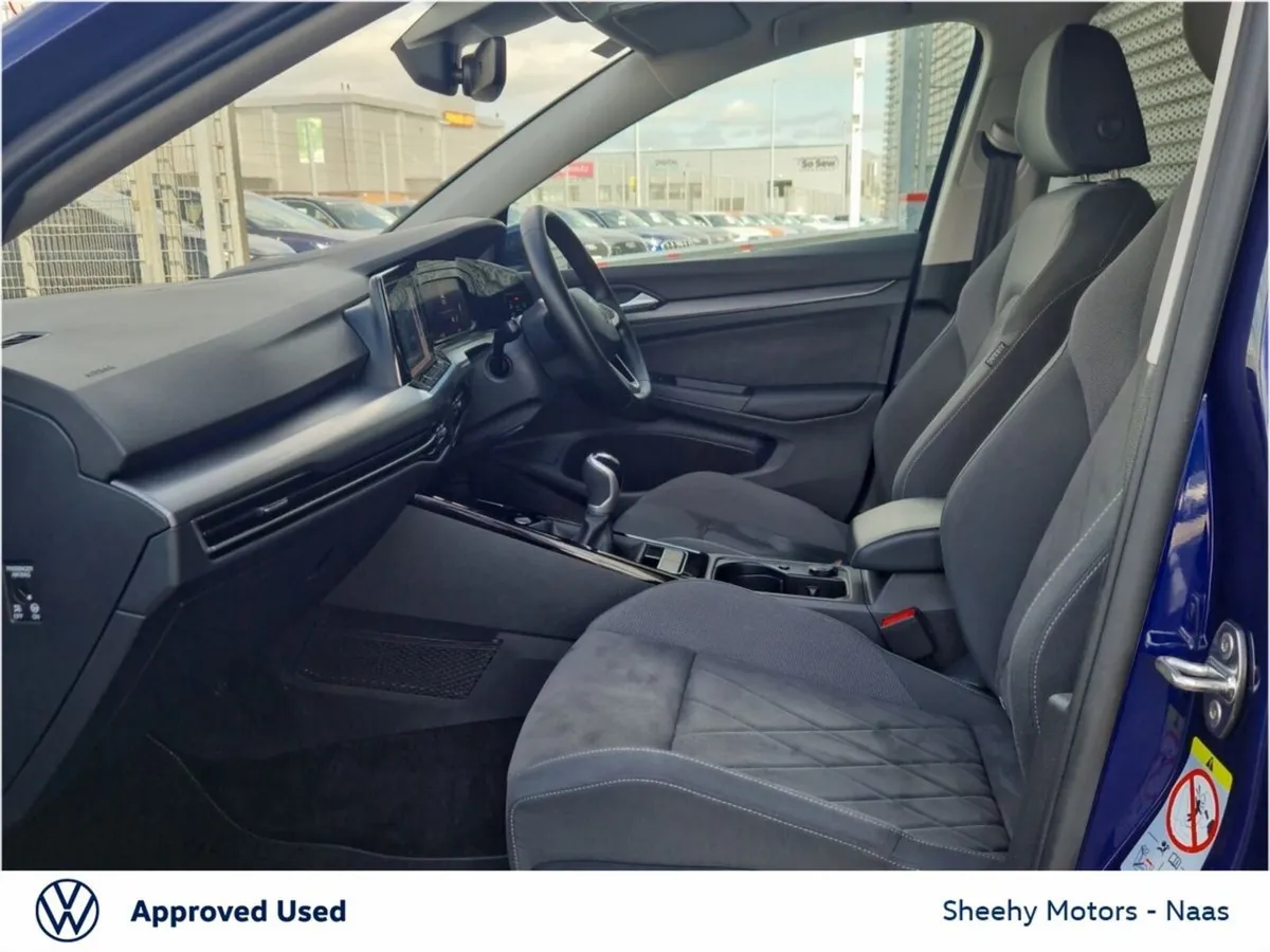 Volkswagen Golf Style 2.0TDI - Image 4