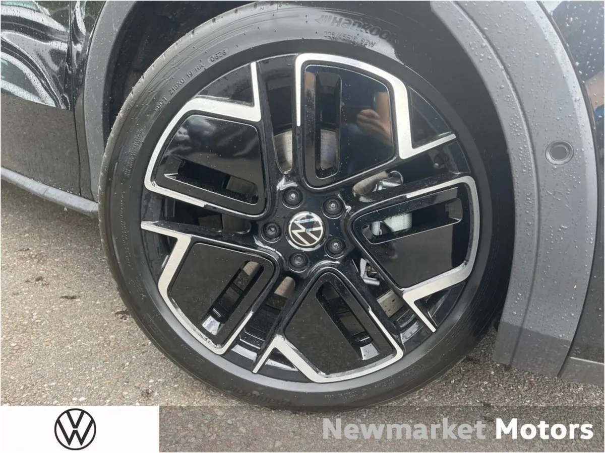 Volkswagen T-Roc R-LINE PLUS 1.5TSI 150BHP DSG AUT - Image 2
