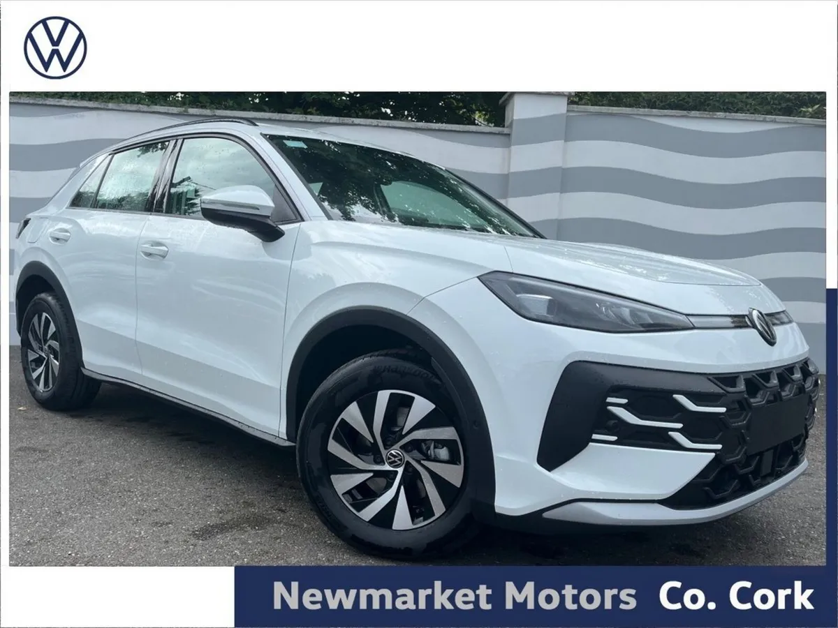 Volkswagen T-Roc LIFE PLUS 116BHP MHEV AUTOMATIC 1 - Image 1