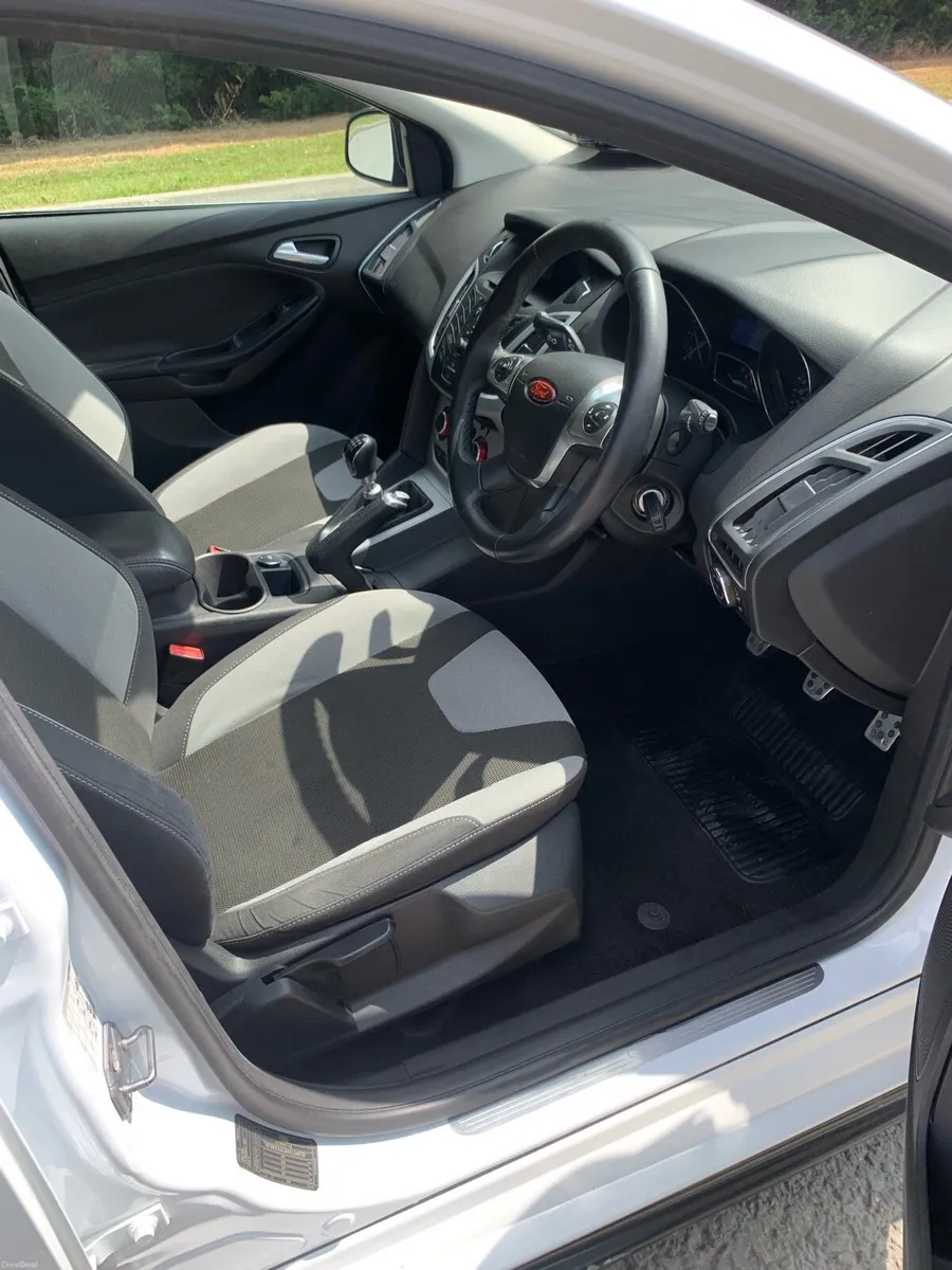 2014 Ford Focus diesel, Nctd 3/27, Taxed 10/26 - Image 5