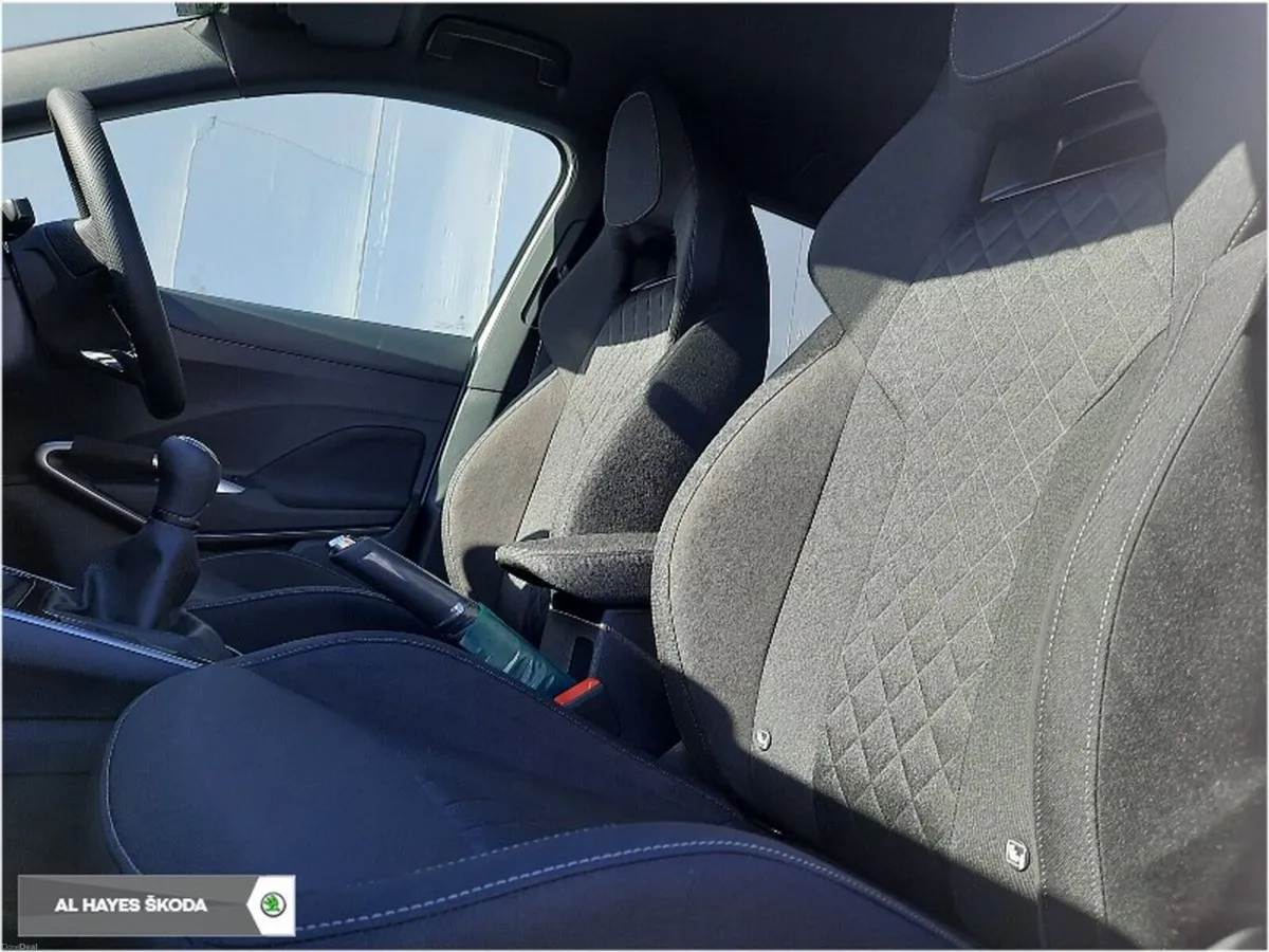 Skoda Fabia **SPORTS PACK**REVERSING CAMERA**SALE - Image 4