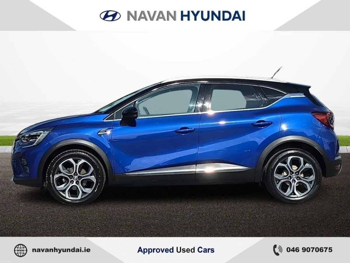 Renault Captur SE Edition *PERFECT FAMILY CAR* - Image 4