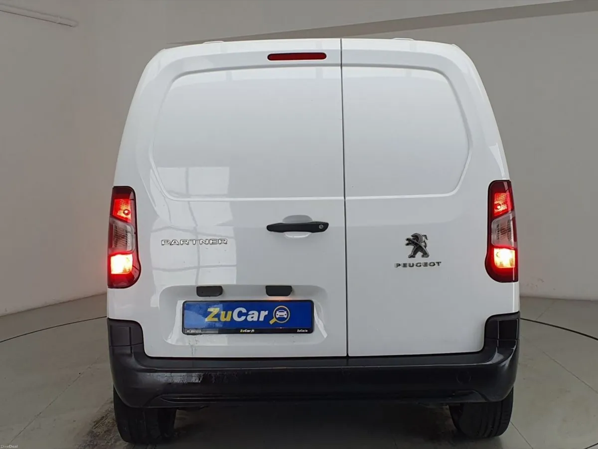 Peugeot Partner PARTNER ACTIVE PLUS 1.5 BLUE H - Image 4