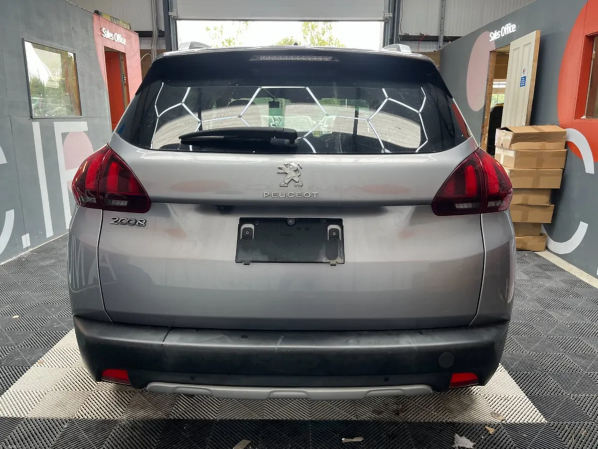 Peugeot 2008 2019 PEUGEOT 2008 ALLURE 1.2 AUTOMATI - Image 3