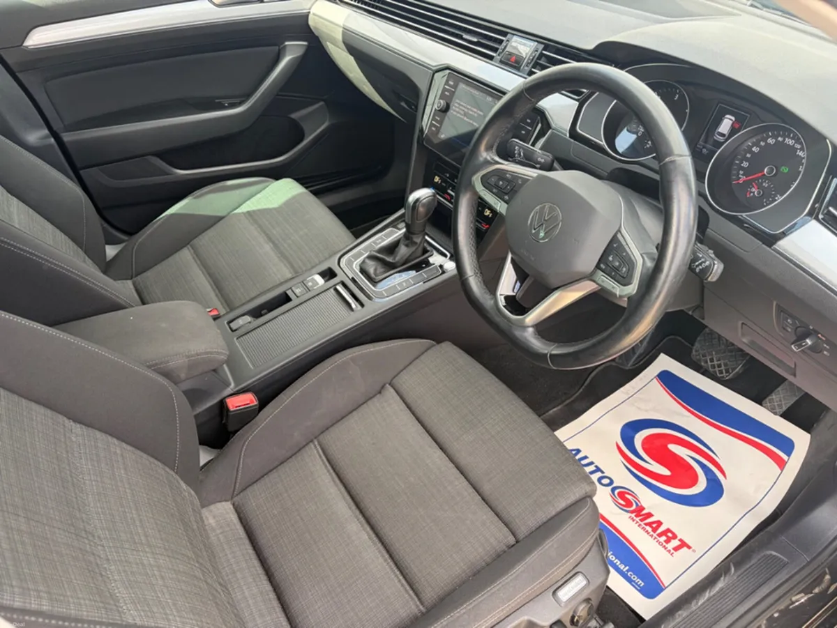 Volkswagen Passat ESTATE BUS 2.0 TDI D7F 150 5DR A - Image 5