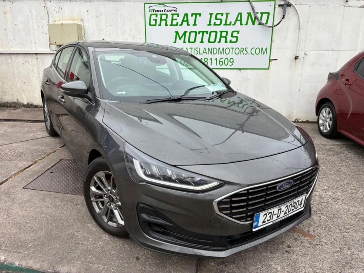 Ford Focus TITANIUM 1.0T 125 M6 4DR - Image 1