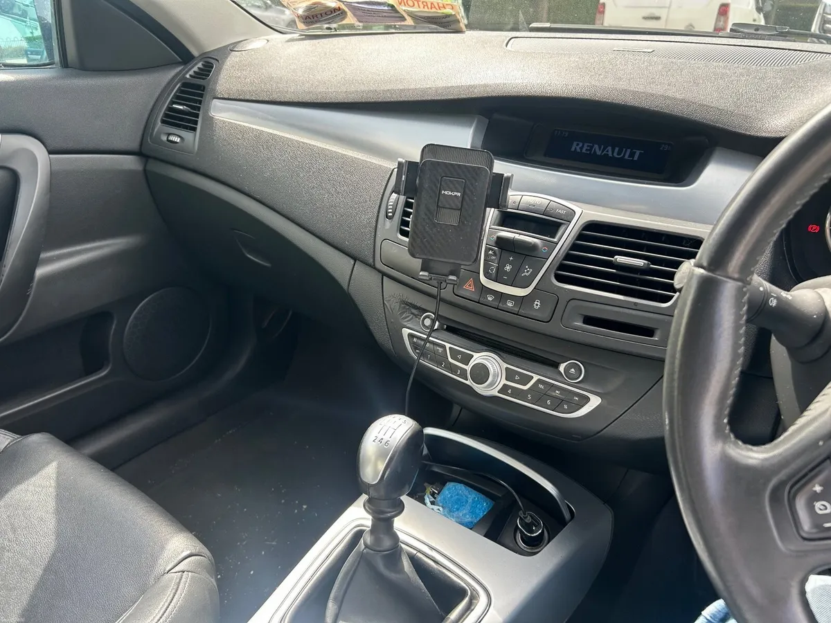 Renault Laguna 2010 - Image 5