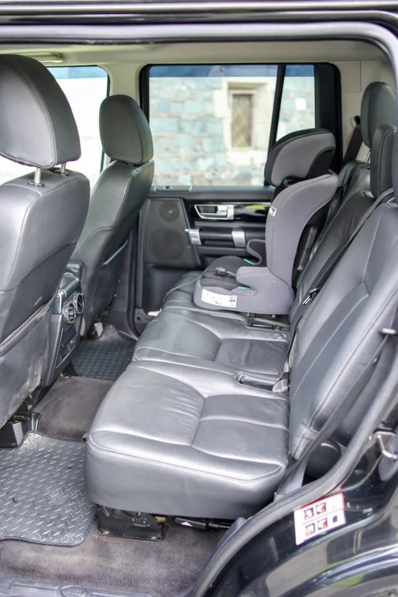 Land Rover Discovery 2010 - Image 4