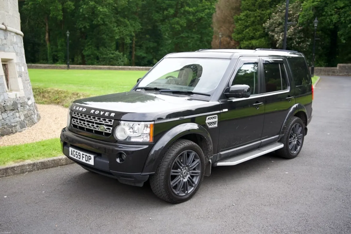 Land Rover Discovery 2010 - Image 1