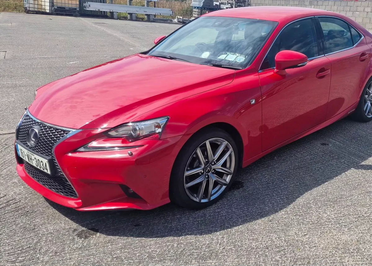 Lexus is300h F-Sport - Image 1