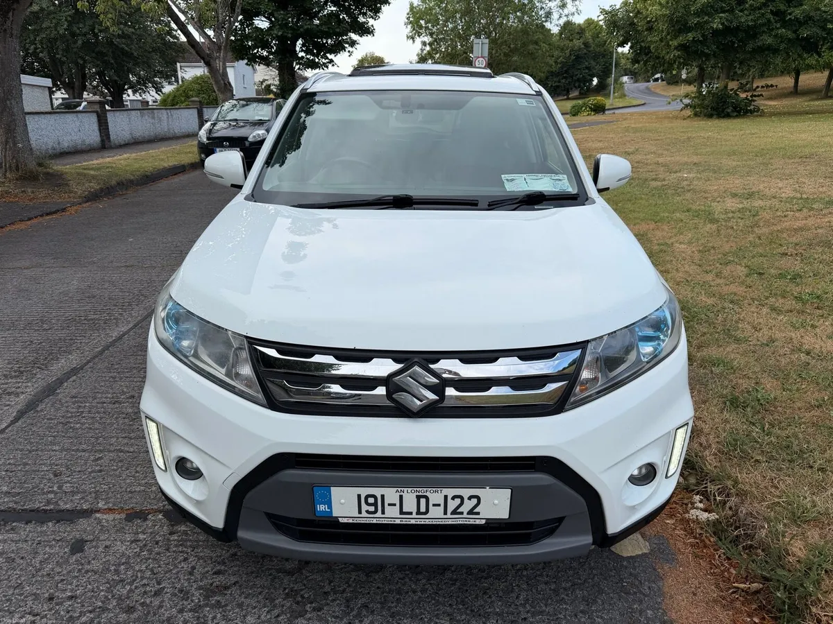 2019 Suzuki Vitara 1.6 Glass Roof NCT 01/27 - Image 5