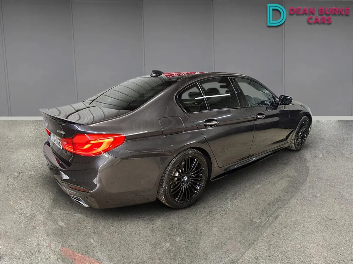BMW 5-Series 2017 - Image 5