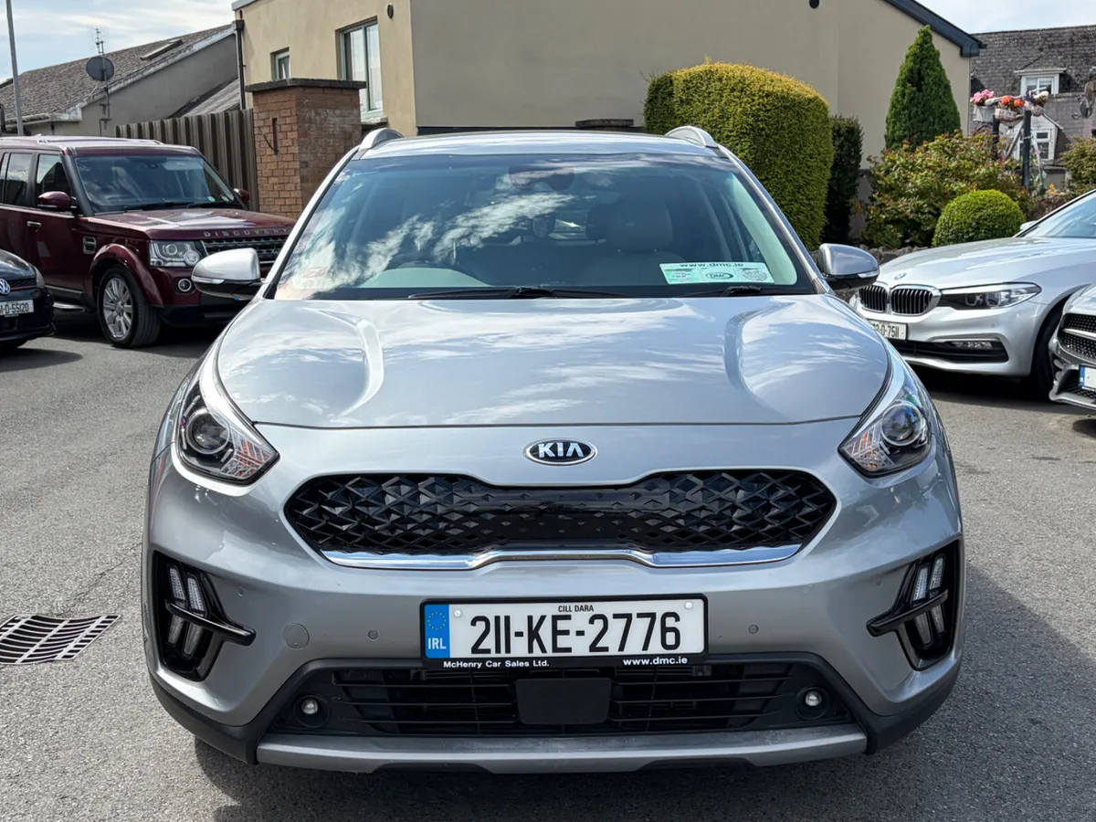 211 Kia Niro 1.6 Hbrid PHEV Auto - Image 2