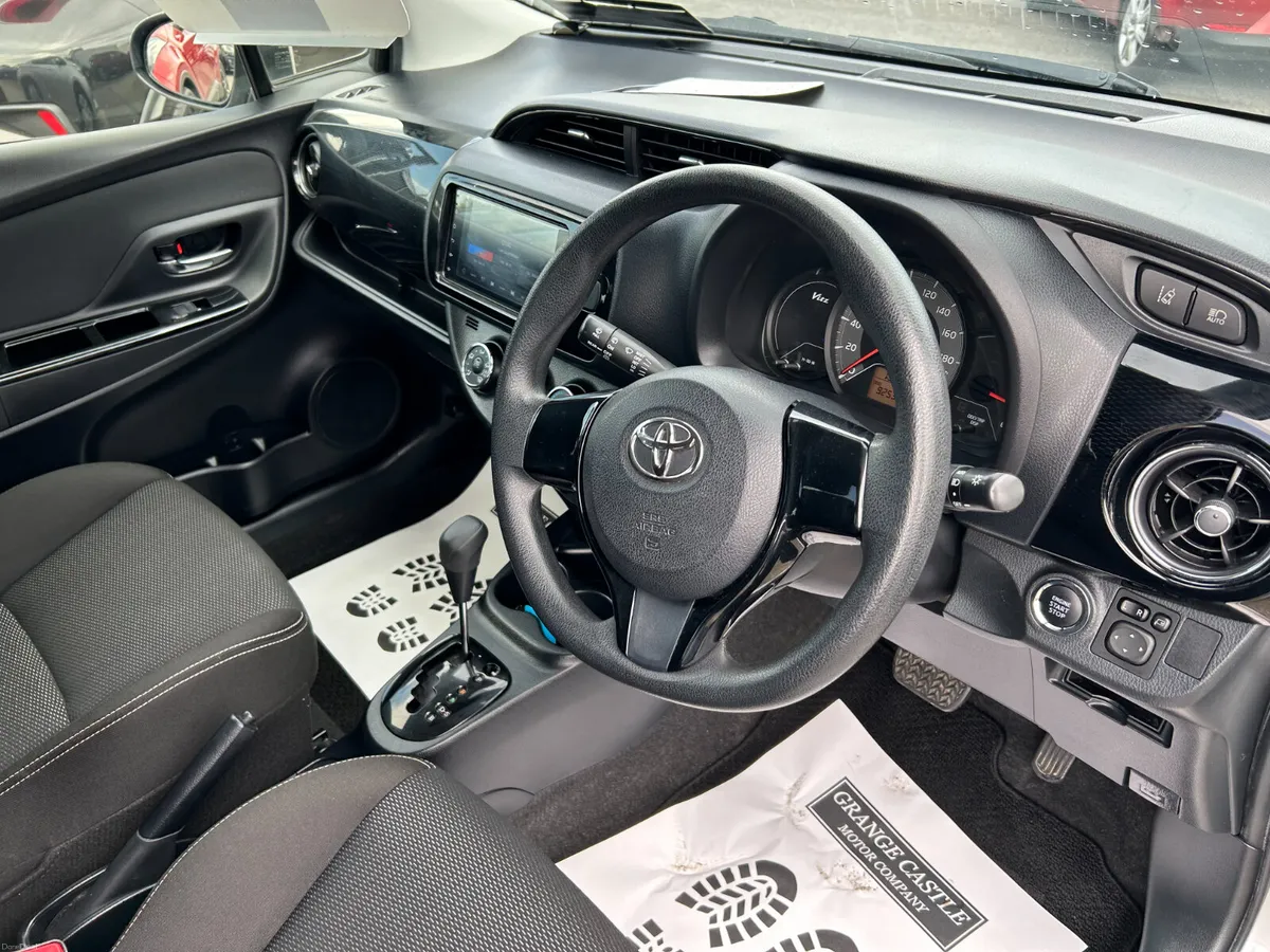 TOYOTA YARIS 2019, 1.0 5DR AUTOMATIC HIGH SPEC - Image 6