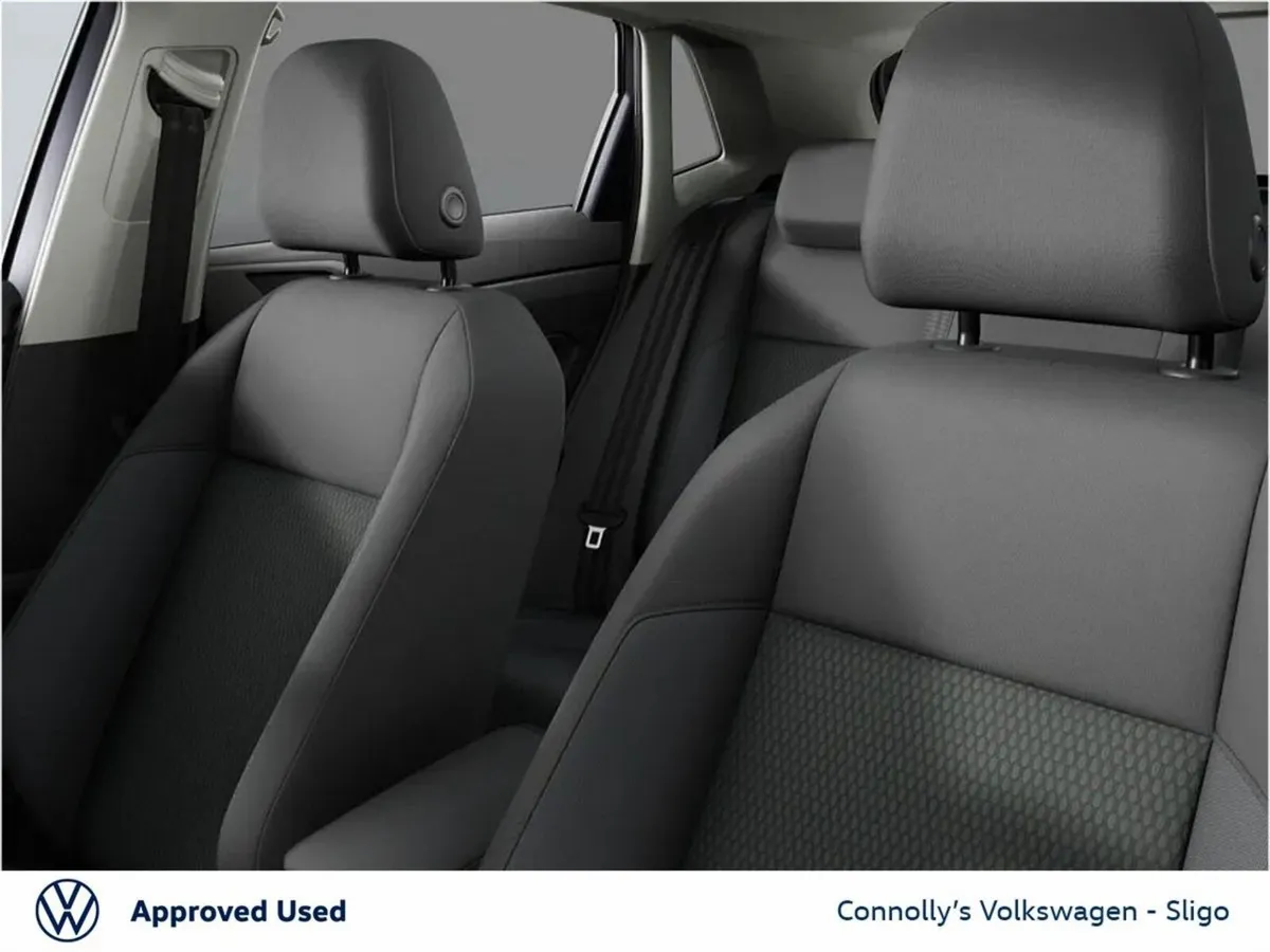 Volkswagen Polo EDITION 75 1.0TSI 95HP - Image 4