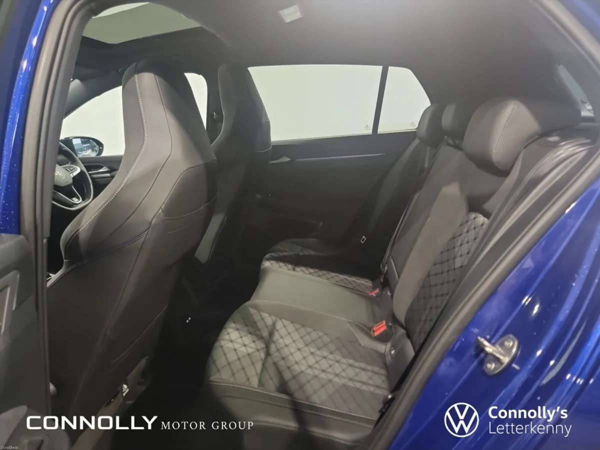 Volkswagen Golf R-LINE 1.5 TSI MHEV 150HP - Image 6