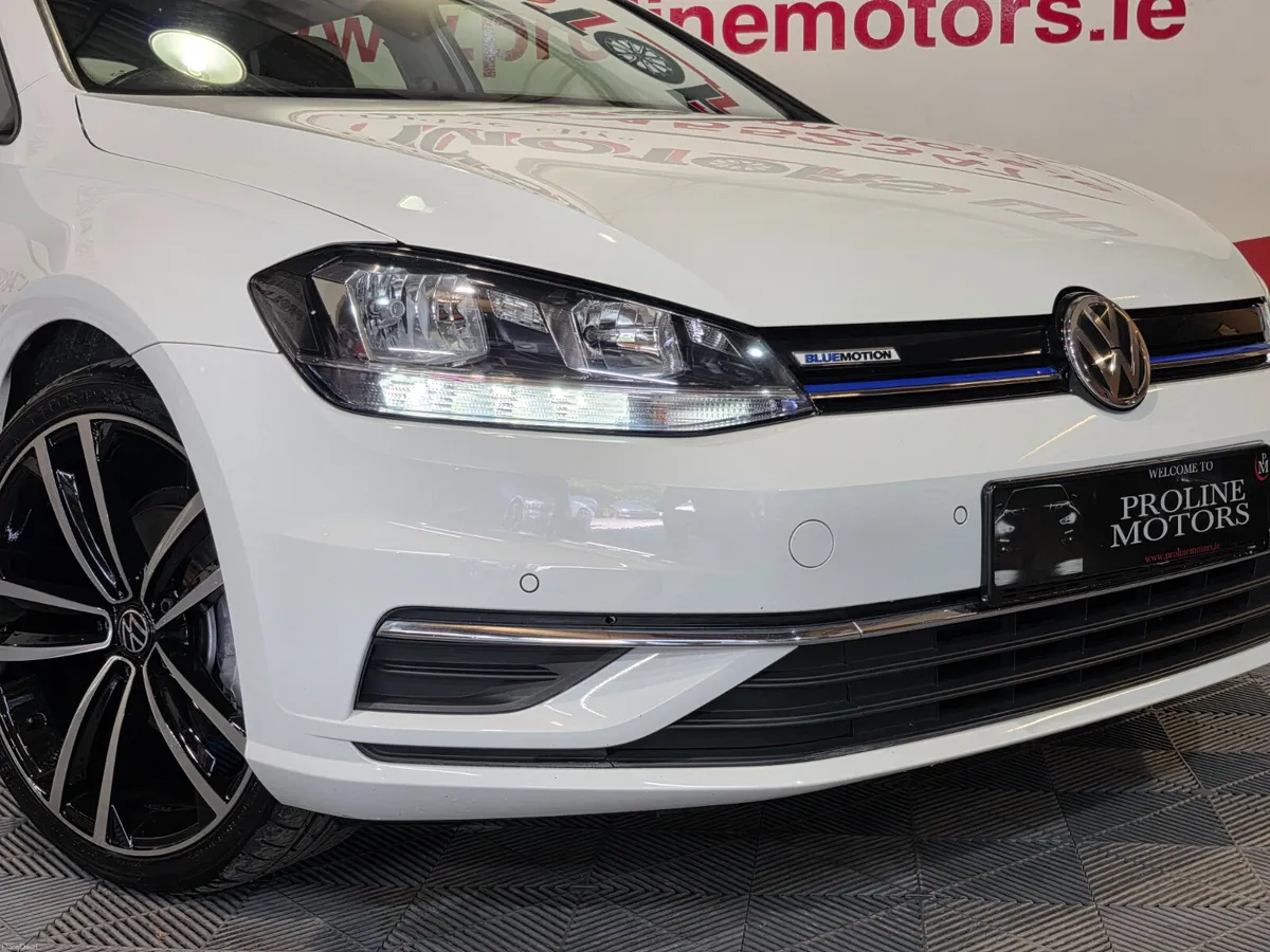 VW GOLF 1.5 TSI PETROL MANUAL MK 7.5 - Image 5