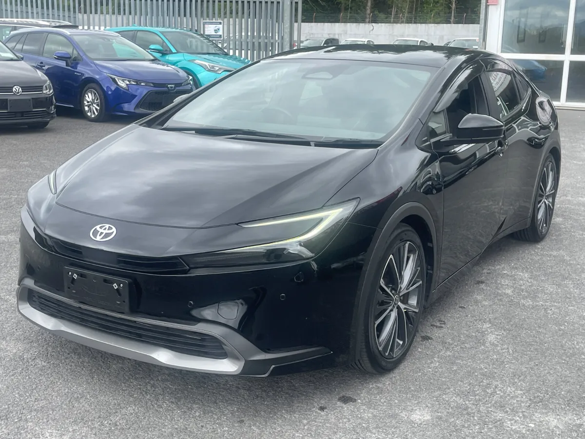 Toyota Prius 2023 - Image 3
