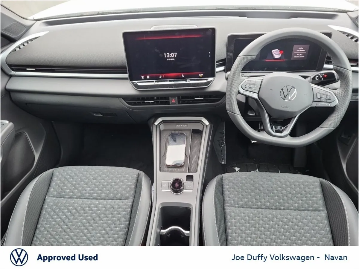 Volkswagen T-Roc R-LINE 1.5TSI 150HP MHEV - Image 2