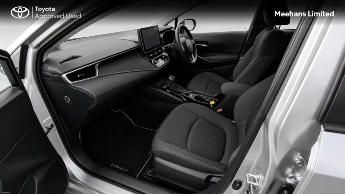 Toyota Corolla COROLLA LUNA SPORT SALOON - Image 6