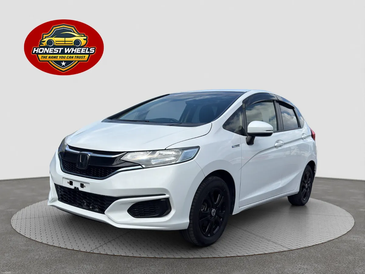 2019 Honda Fit 1.5L Hybrid Automatic - Image 3