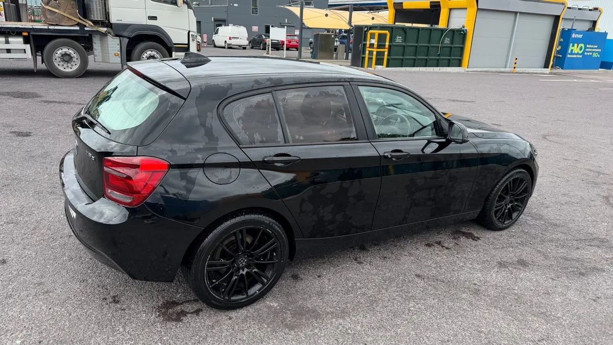 BMW 1 series 2.0 Diesel - Image 2