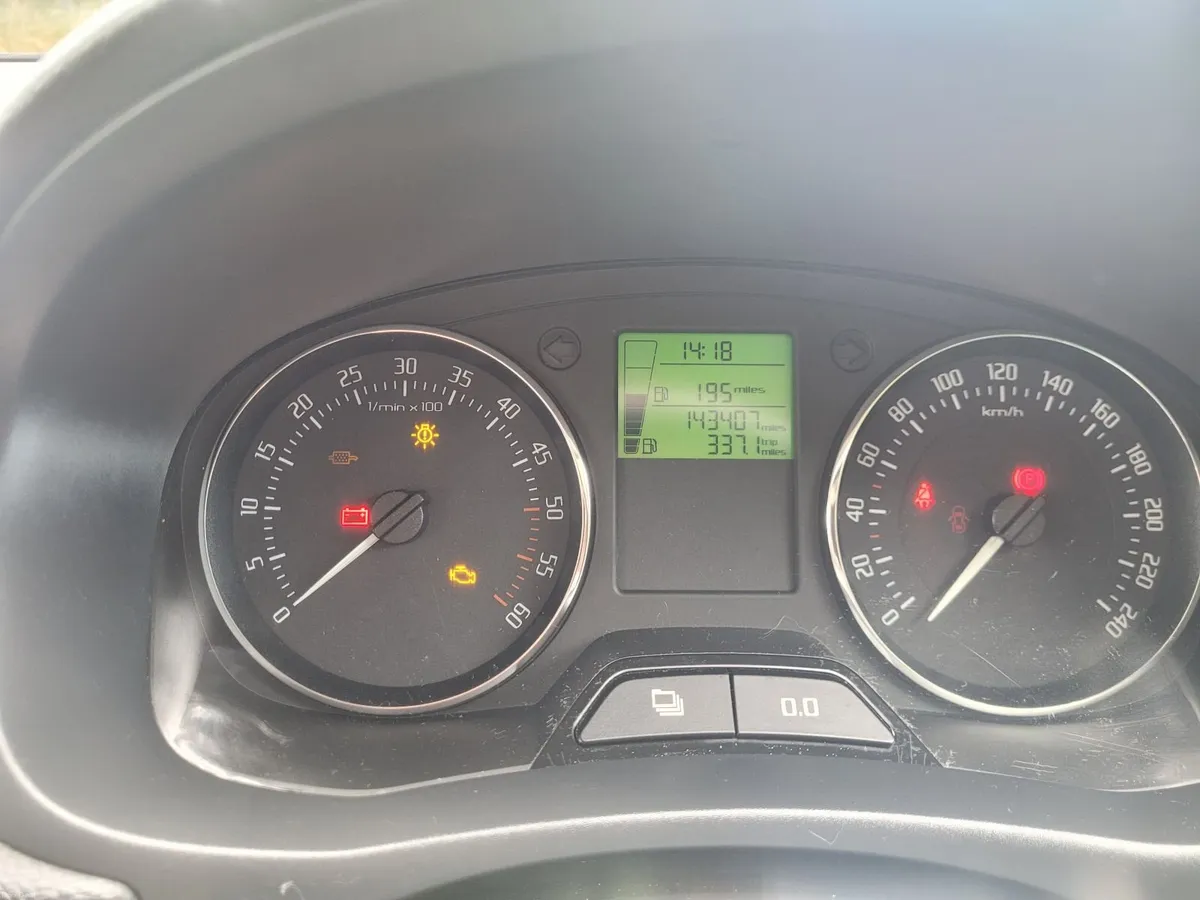 Skoda Fabia Estate 2012 1.2tdi Greenline - Image 6