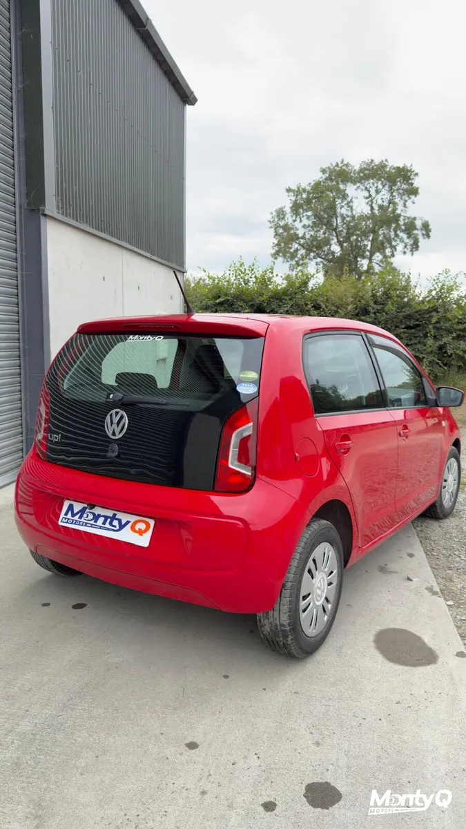 2015 Volkswagen up! - 56k KM - Reverse Camera - Image 4