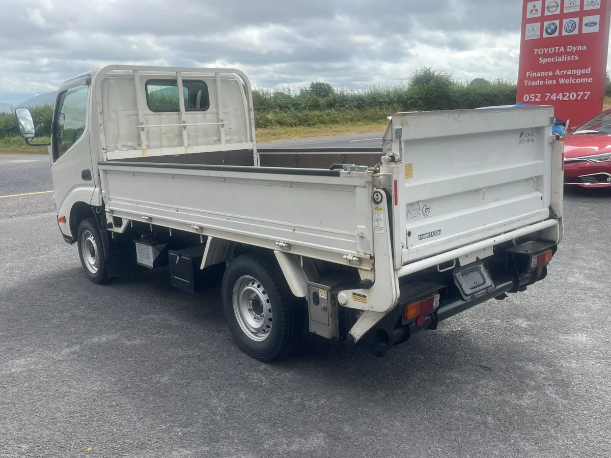 2014 Toyota Dyna - Image 5
