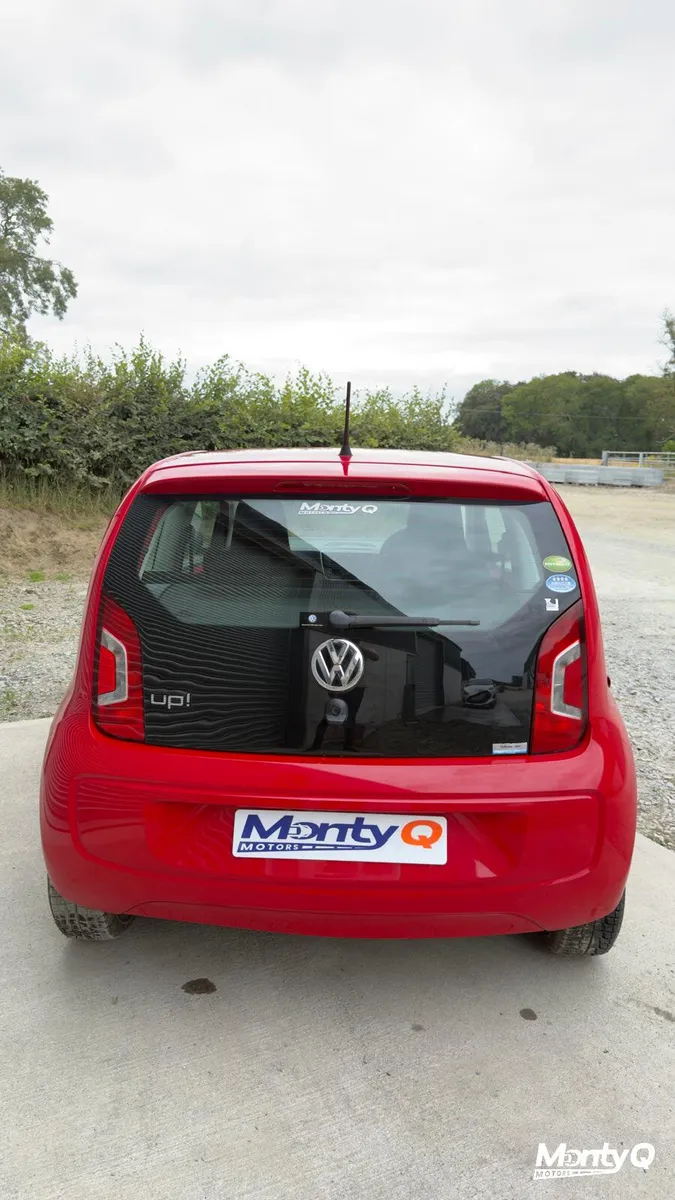 2015 Volkswagen up! - 56k KM - Reverse Camera - Image 5