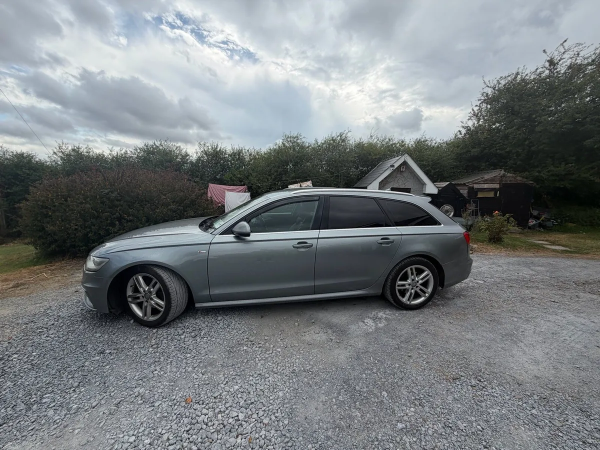 Audi A6 Avant S-Line Automatic - Image 3
