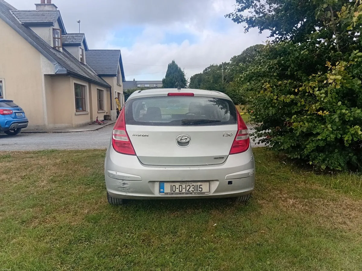 Hyundai i30 2010 - Image 4